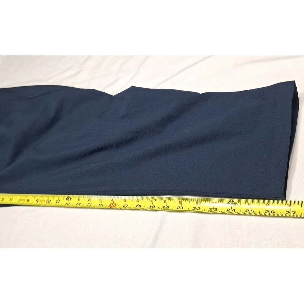 Lululemon Mens Bowline Pants in Navy Size L Stretch Tapered Jogger Seersucker